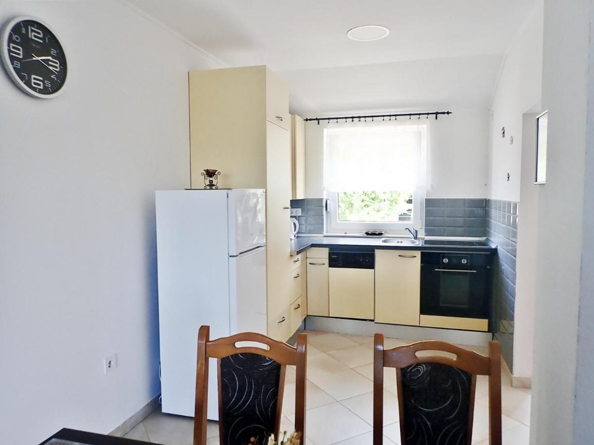 Apartment Maca Starigrad Exterior photo